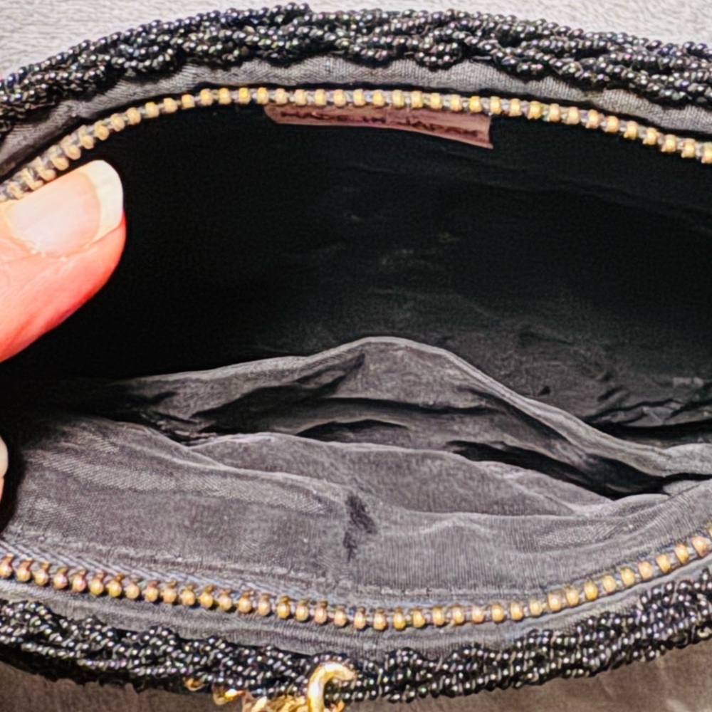 Vintage scalloped beaded clutch handbag zipper closure black - Picture 6 of 6